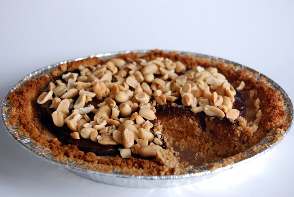 bittersweet chocolate peanut butter pie